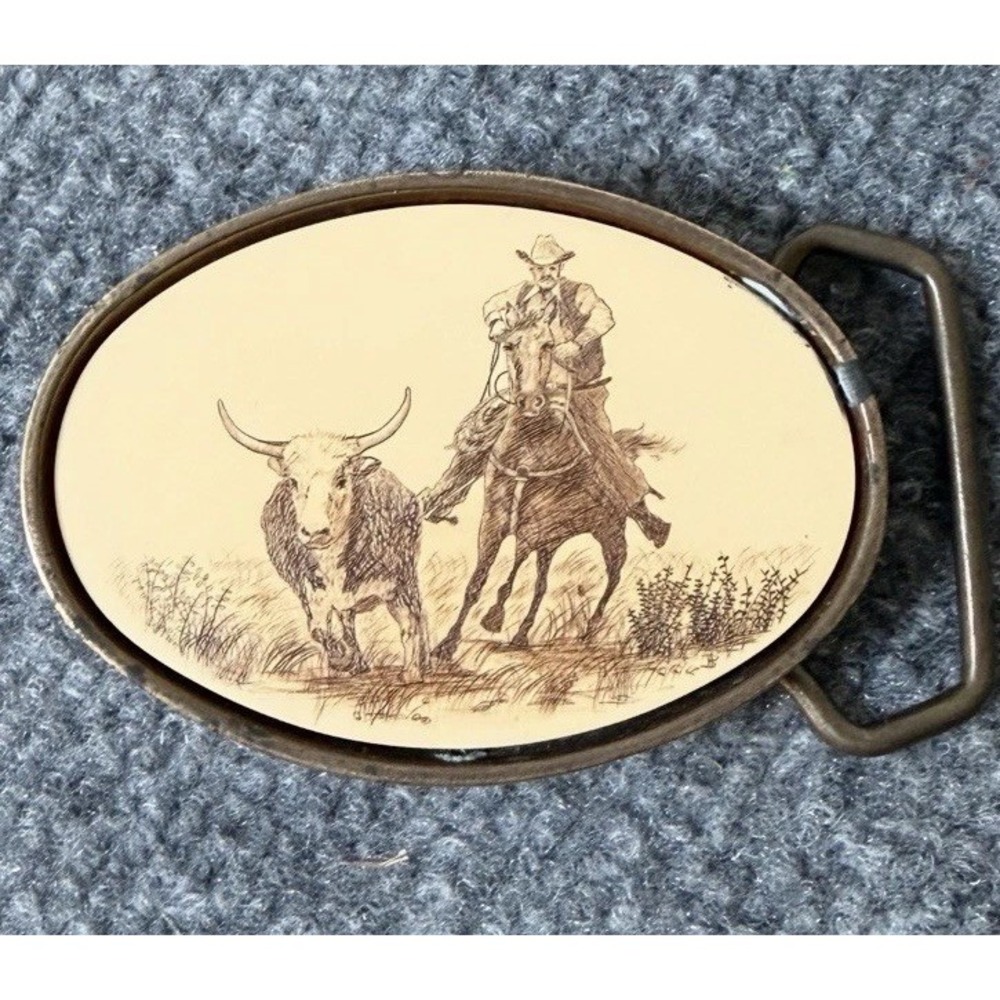 Vintage Barlow Scrimshaw Solid Brass Belt Buckle 1981 Made In The US Cowboy Bull